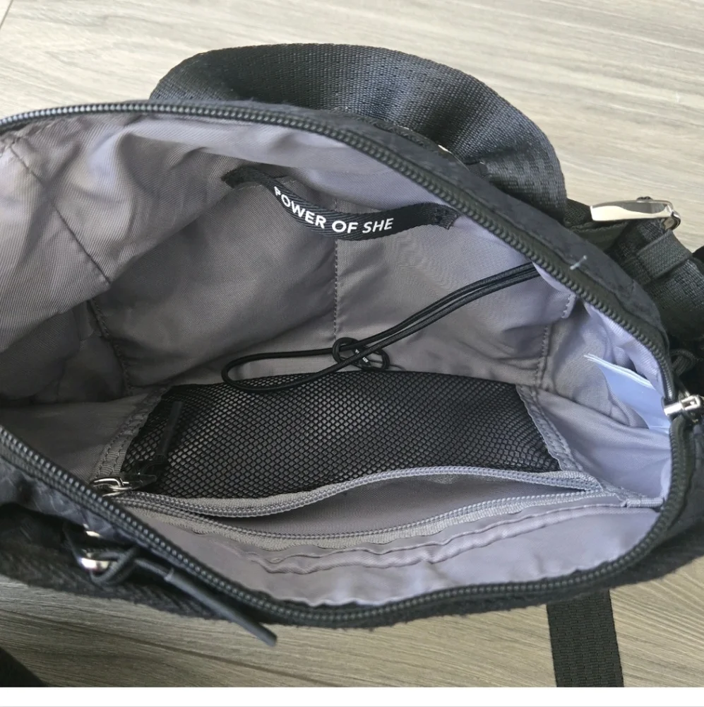 Athleta Excursion Crossbody Waist Ripstop Belt Bag Black Nylon Lightweight Large - Picture 9 of 11